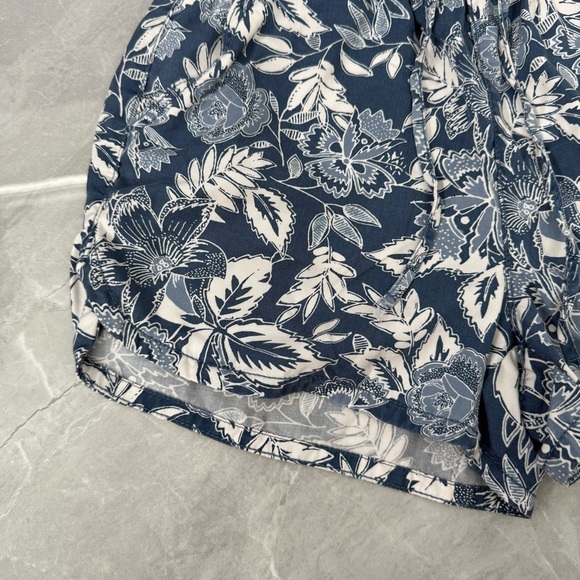Women’s American Eagle Vacay Floral Patterned Drawstring Shorts Small - Picture 7 of 16